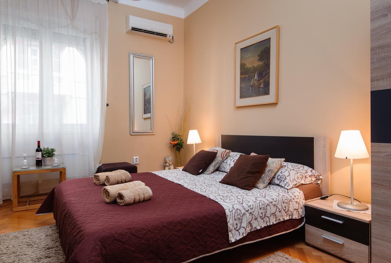 Private Accommodation Milisa Split Extérieur photo